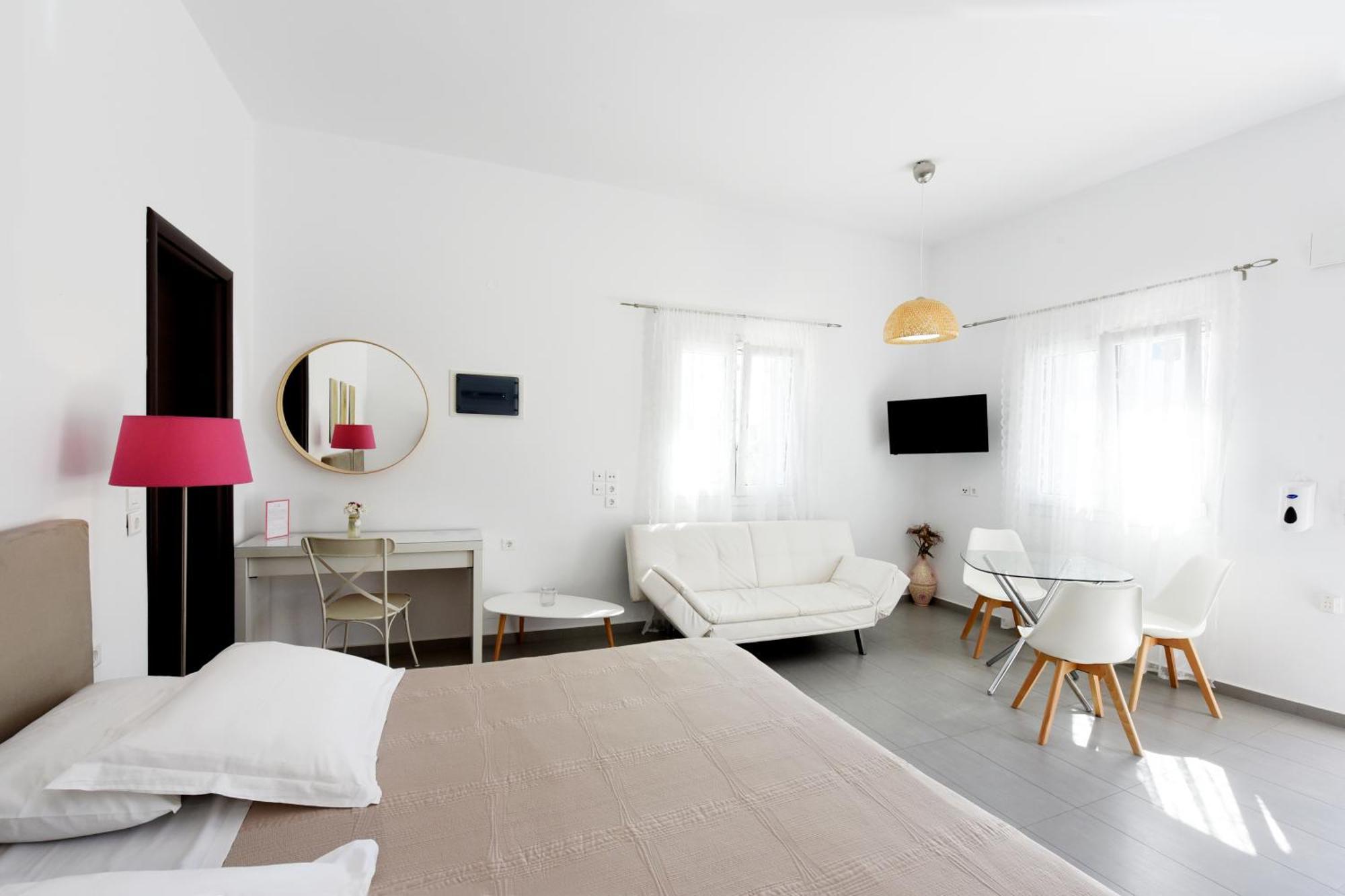 Tsakanos Home Adamantas  Luaran gambar